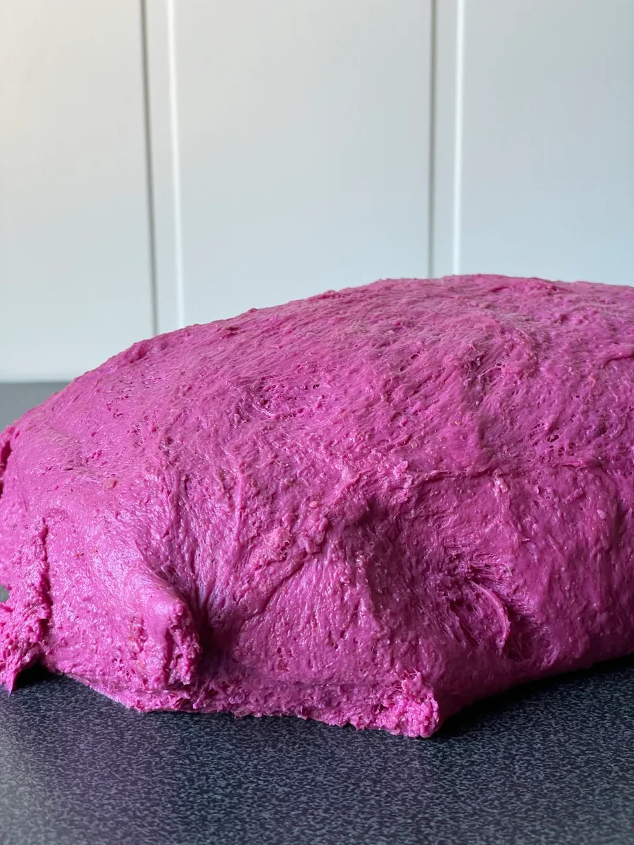 Cold-Rise Beet Rolls (15 pieces) - Images 1