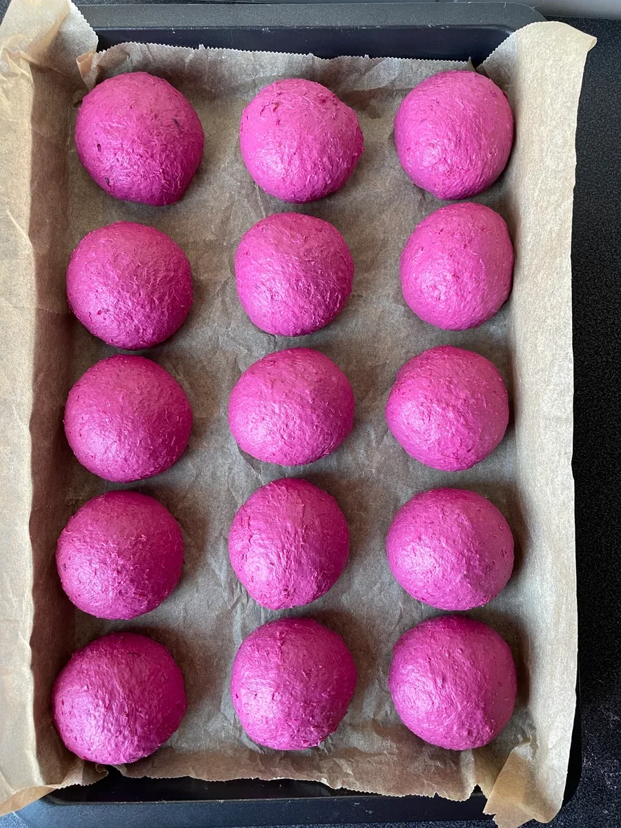 Cold-Rise Beet Rolls (15 pieces) - Images 3