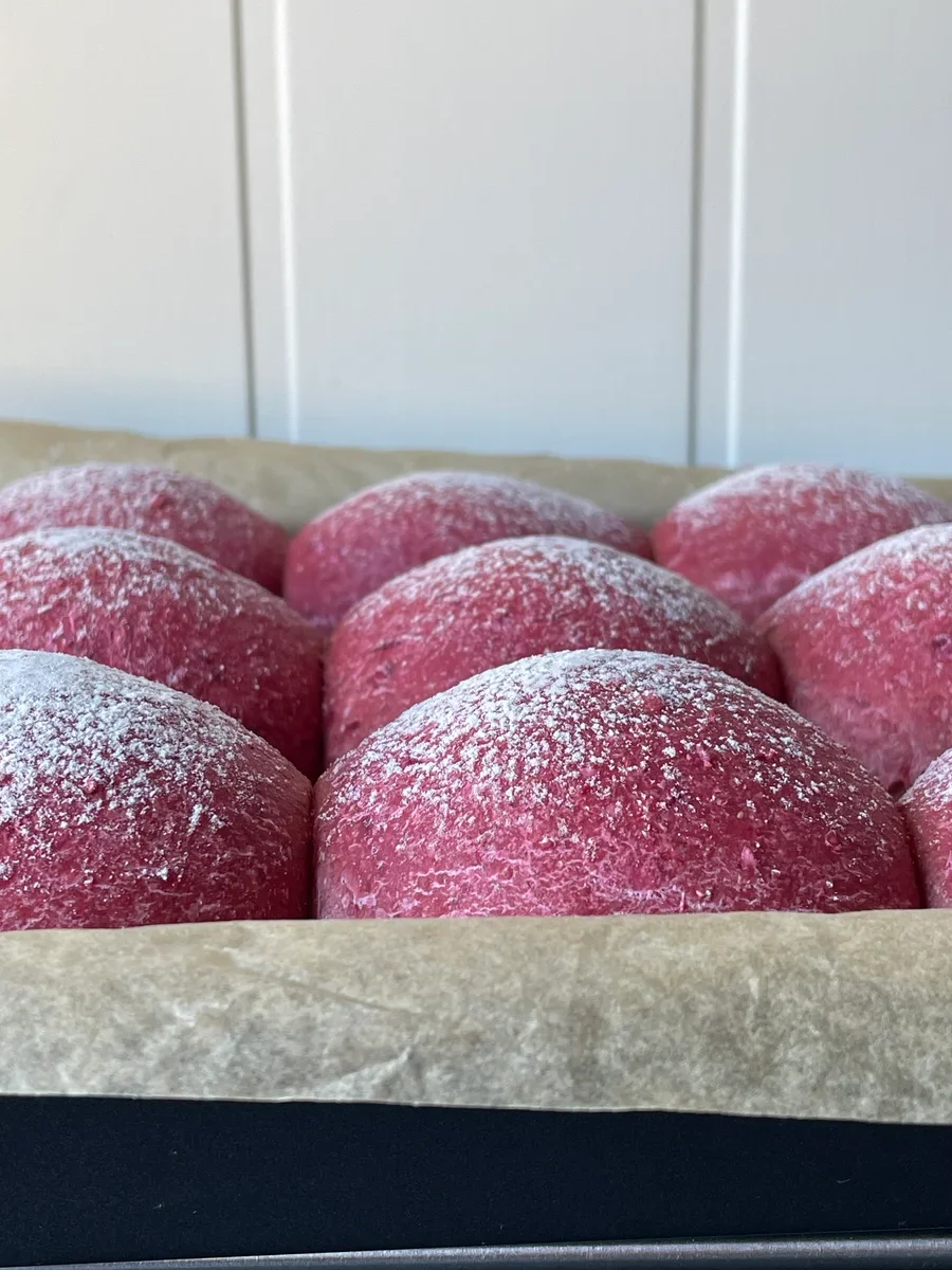 Cold-Rise Beet Rolls (15 pieces) - Images 5
