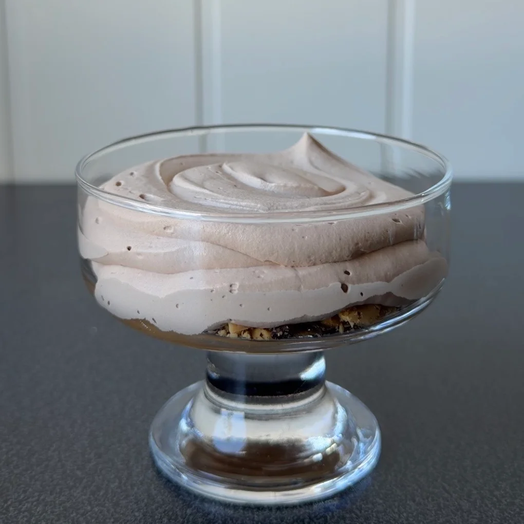 Creamy Snickers Dessert - Images 8