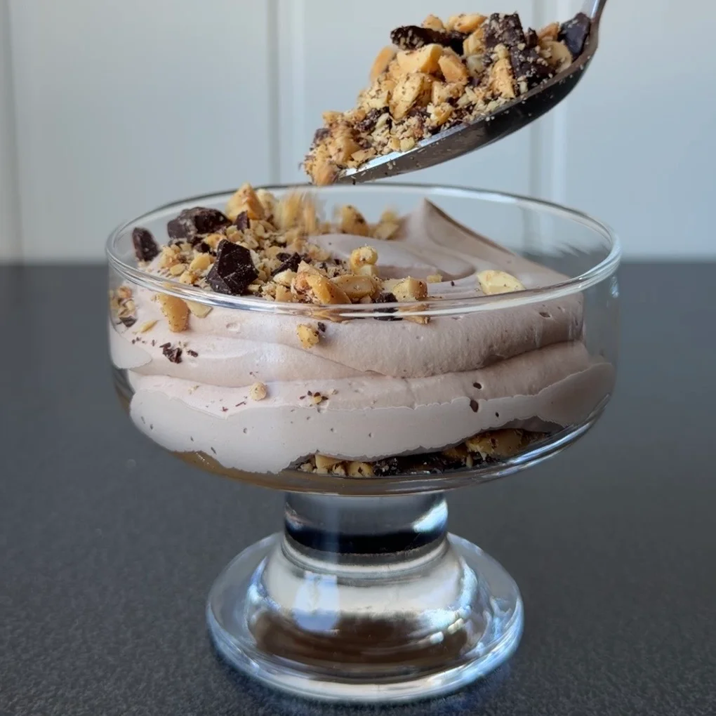 Creamy Snickers Dessert - Images 9