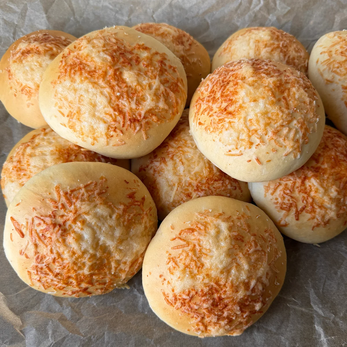 Parmesanboller med spicy kyllingfyll - Bilde 5