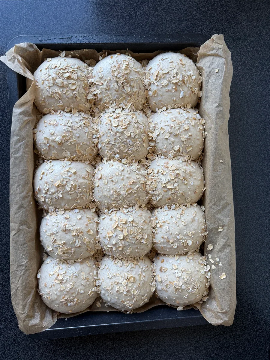 Juicy Wheat Rolls with Oats and Whole Grain - Images 3